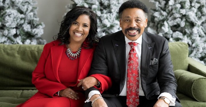 Tony Evans' New Wife Age