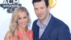 Tony Romo Wife