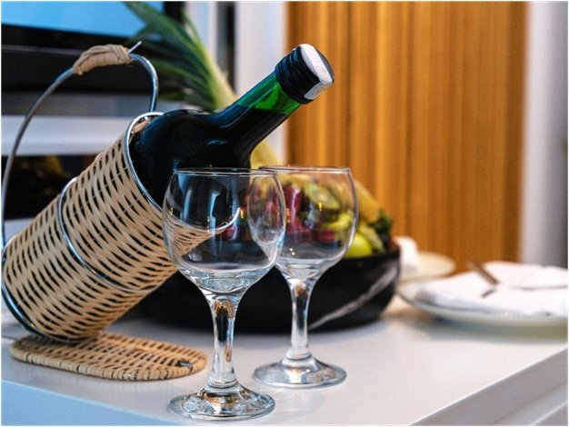 Sparkling Wine Bar